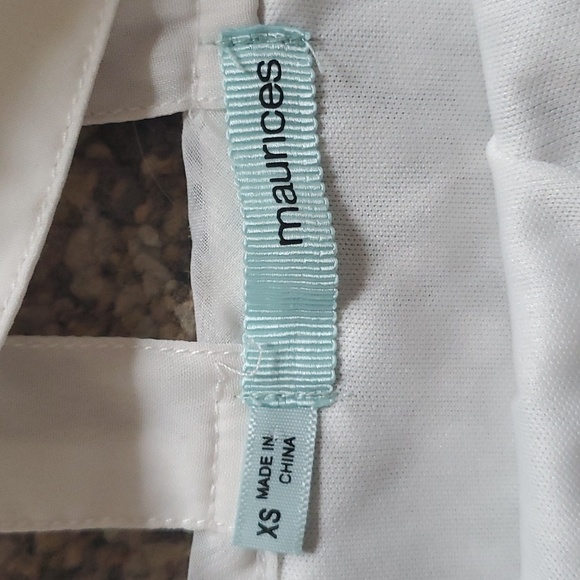 Top - Picture 2 of 3